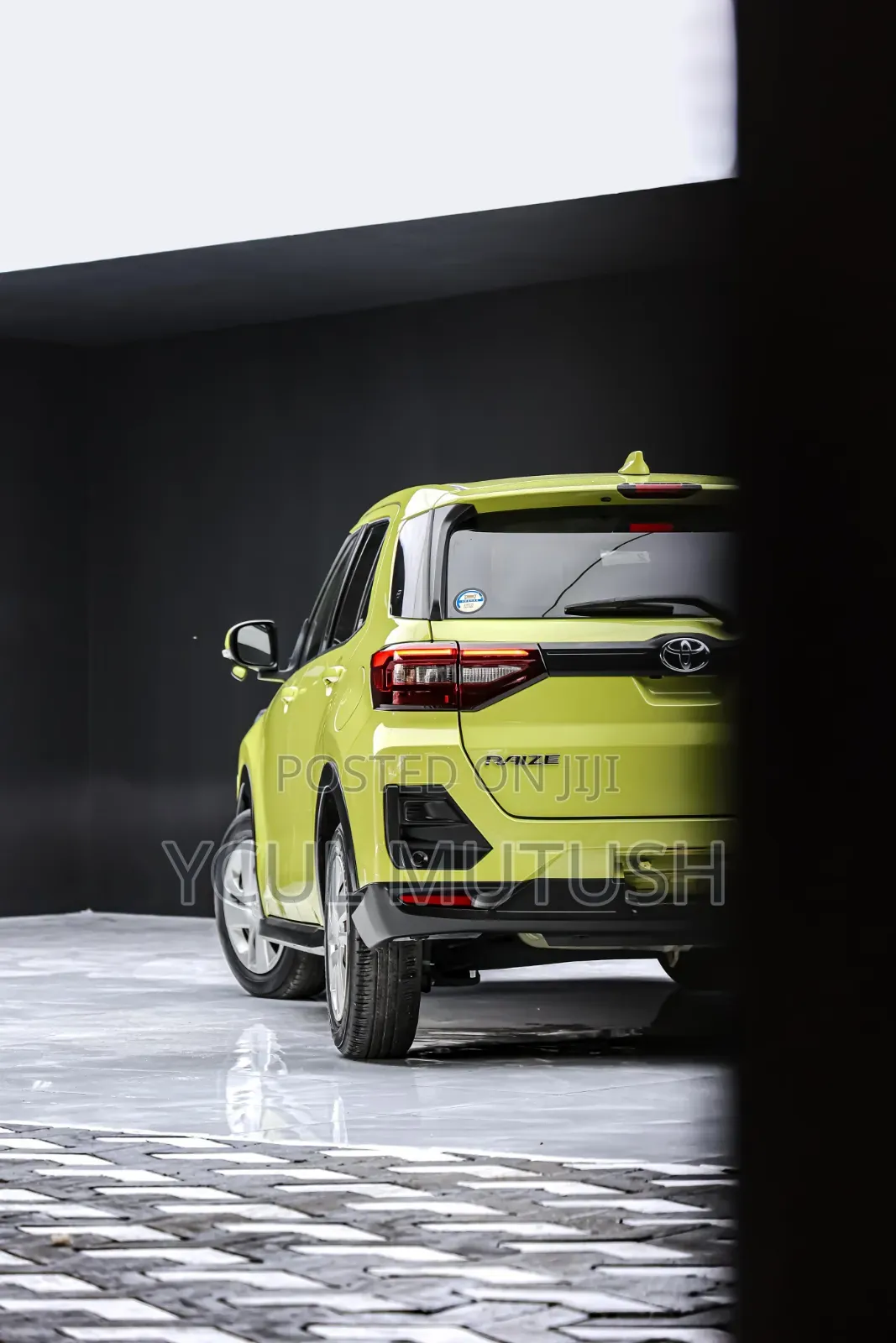 Toyota Raize 2021 Yellow
