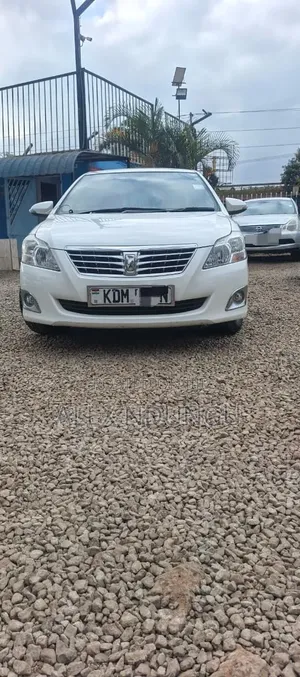 Toyota Premio 2017 White