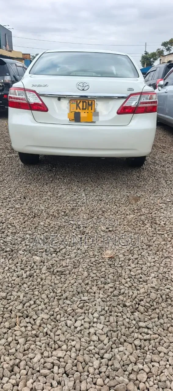 Toyota Premio 2017 White
