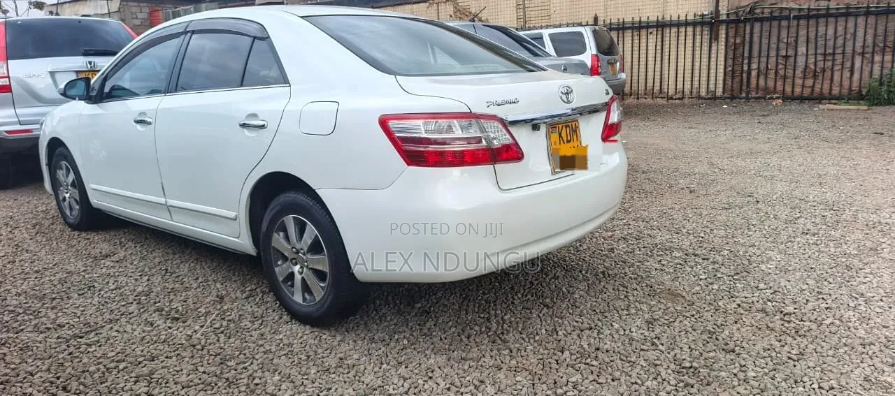Toyota Premio 2017 White