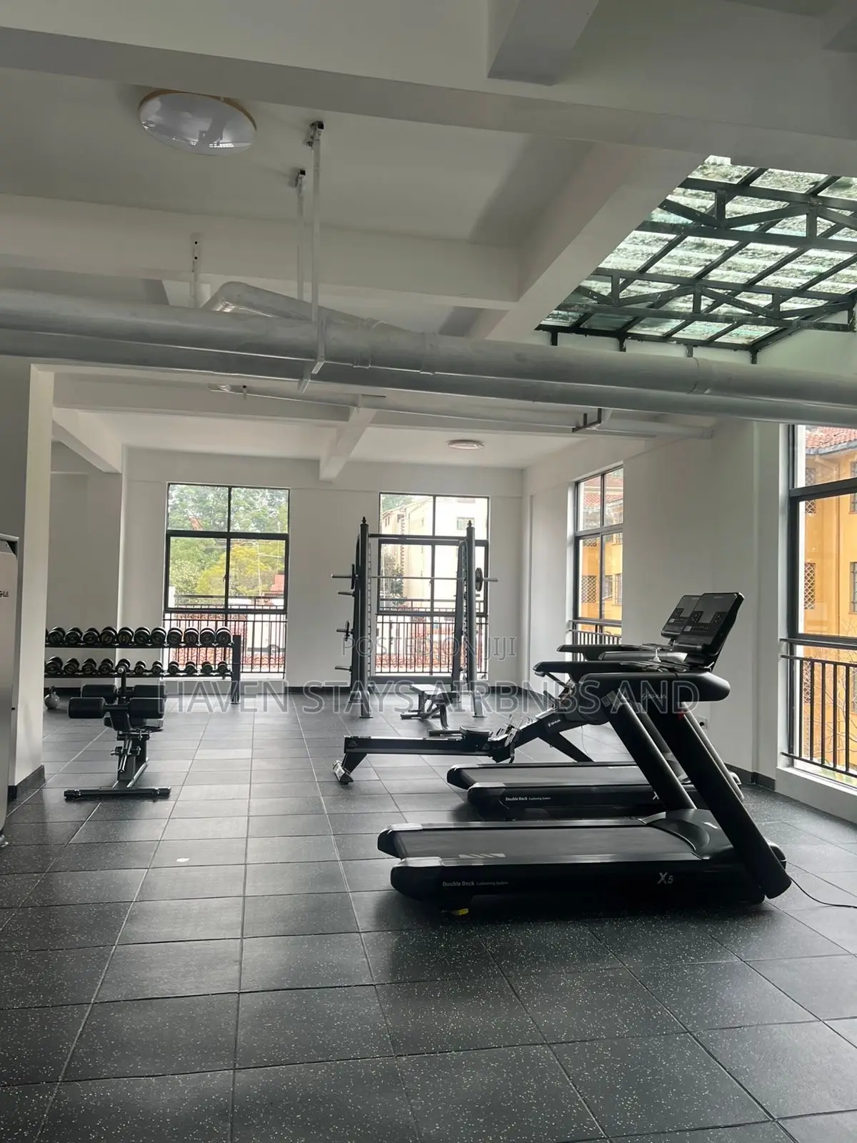 Studio AirBnB Westlands
