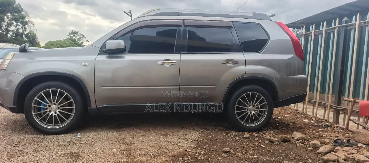 Nissan X-Trail 2012 Silver