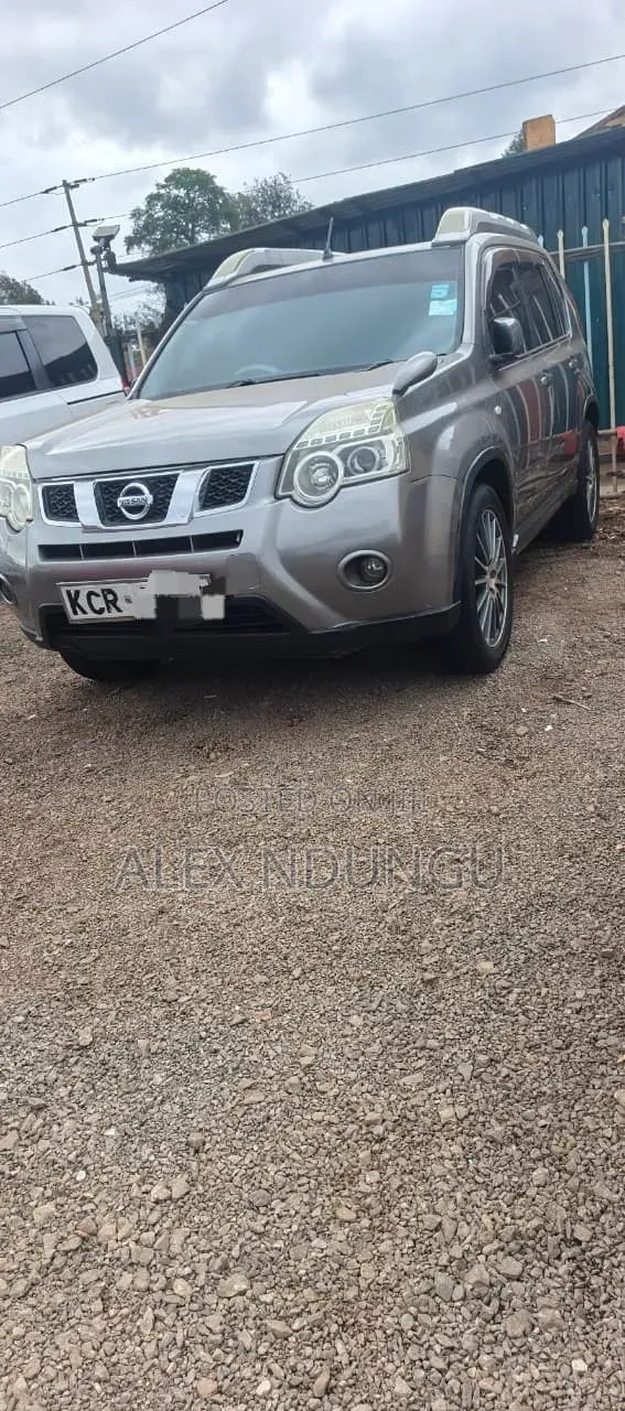 Nissan X-Trail 2012 Silver