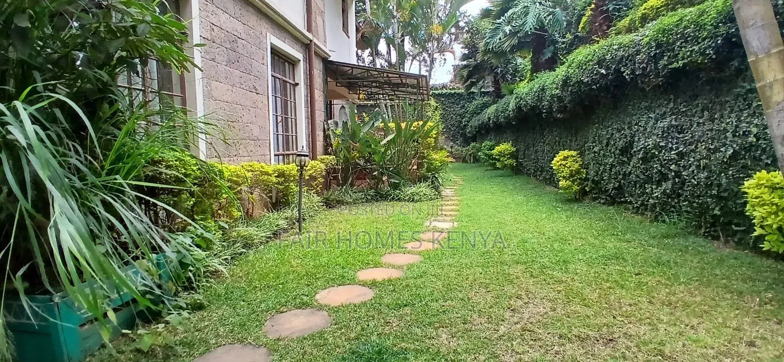 5bdrm Townhouse / Terrace in Kabarsiran Avenue, Muthangari for rent