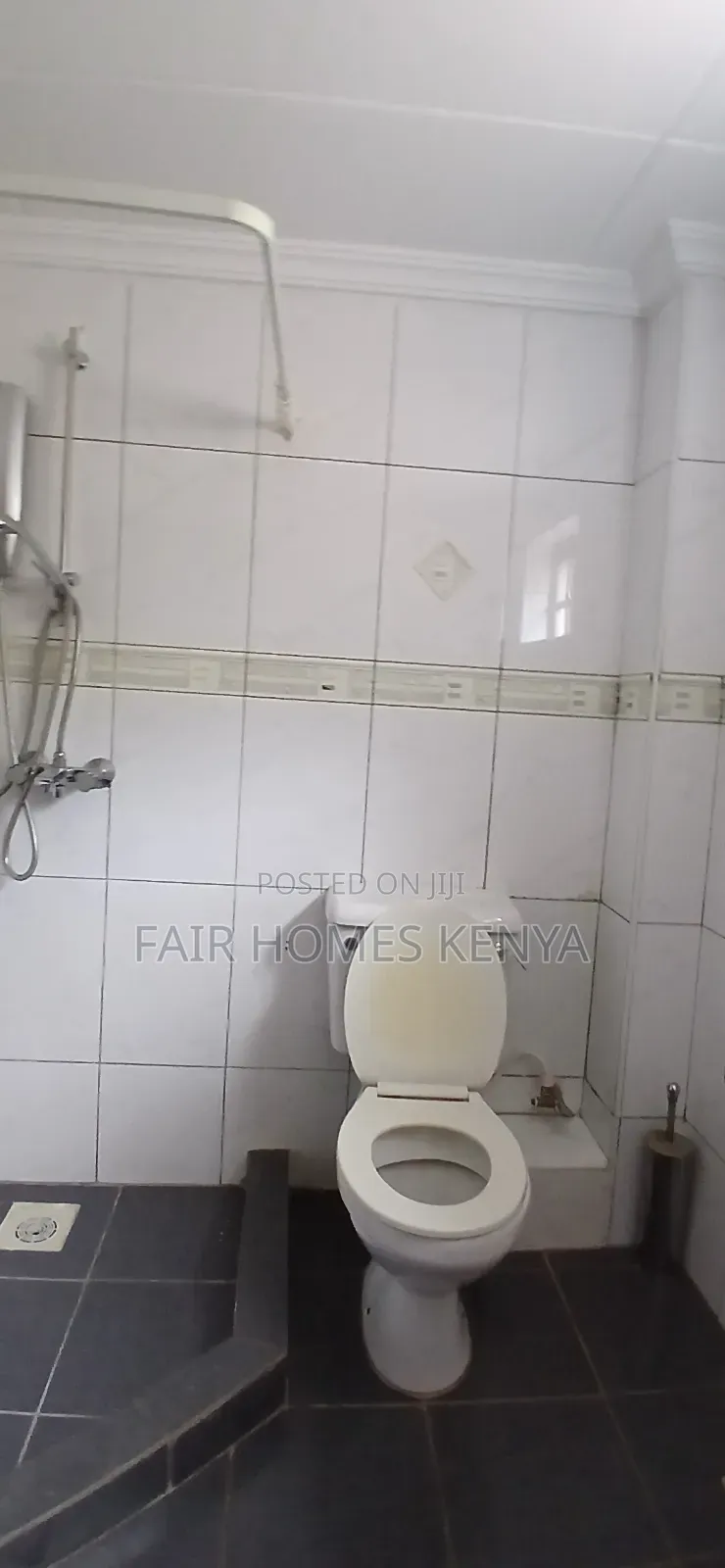 5bdrm Townhouse / Terrace in Kabarsiran Avenue, Muthangari for rent