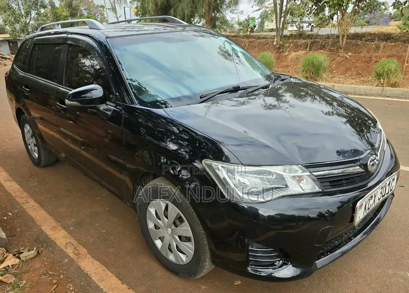 Toyota Corolla Fielder 2015