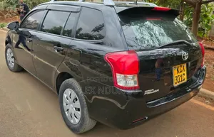 Toyota Corolla Fielder 2015