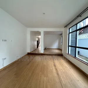 4bdrm Townhouse / Terrace in Lavington Green, Maziwa for rent