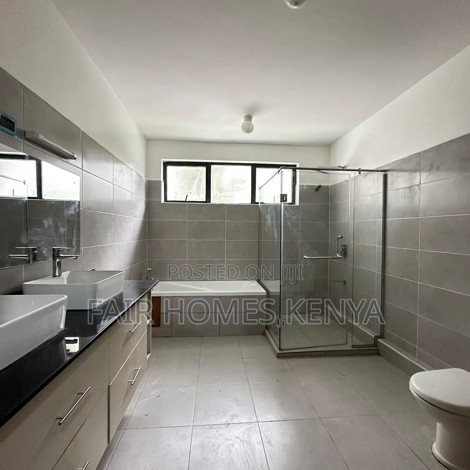 4bdrm Townhouse / Terrace in Lavington Green, Maziwa for rent