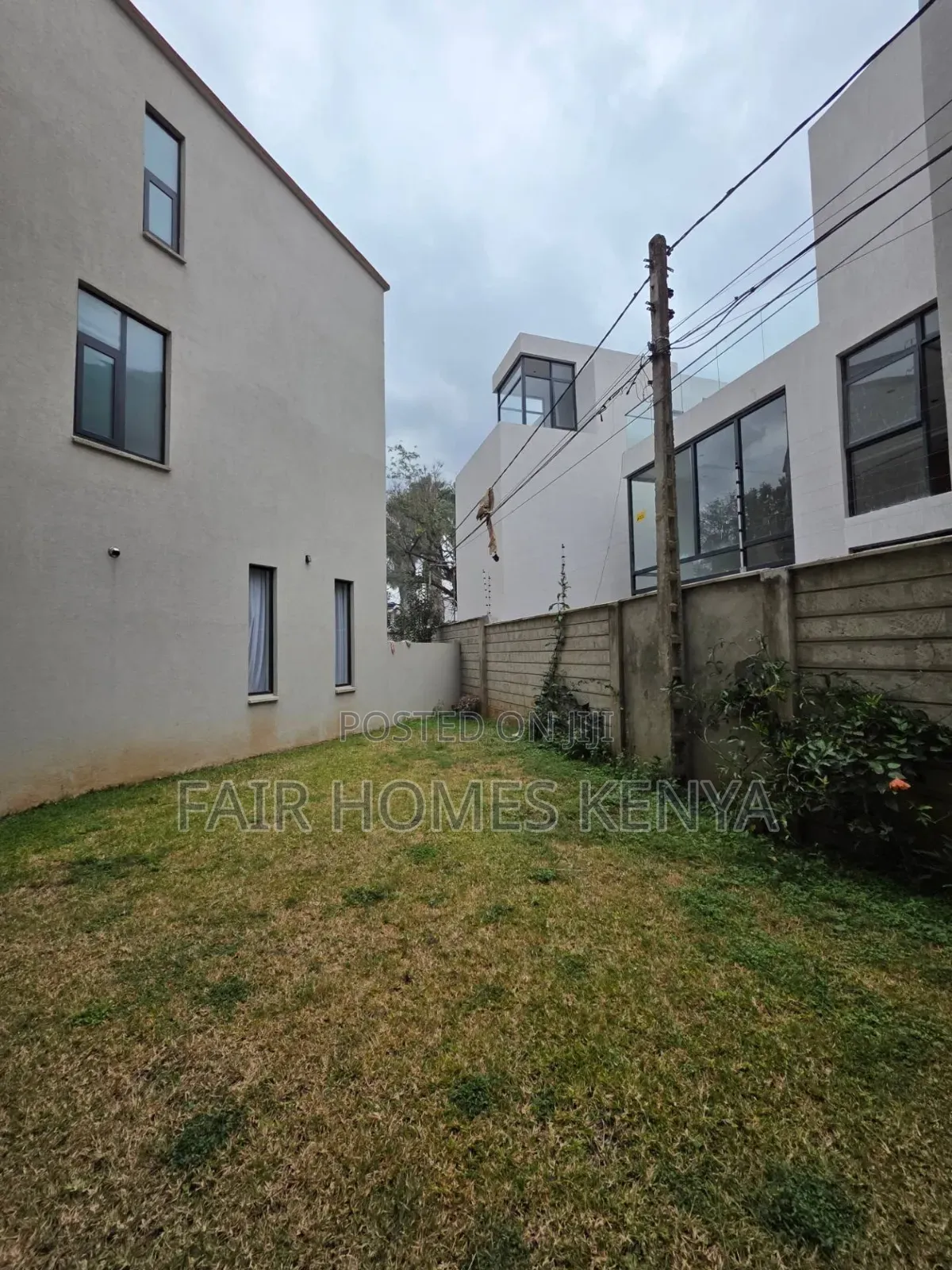 5bdrm Townhouse / Terrace in Lavington Green, Maziwa for rent