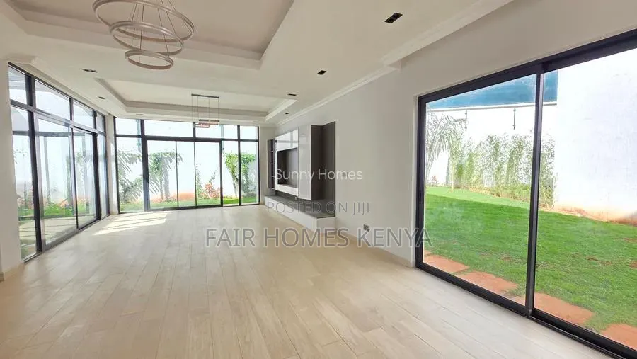 5bdrm Townhouse / Terrace in Lavington Green, Muthangari for rent