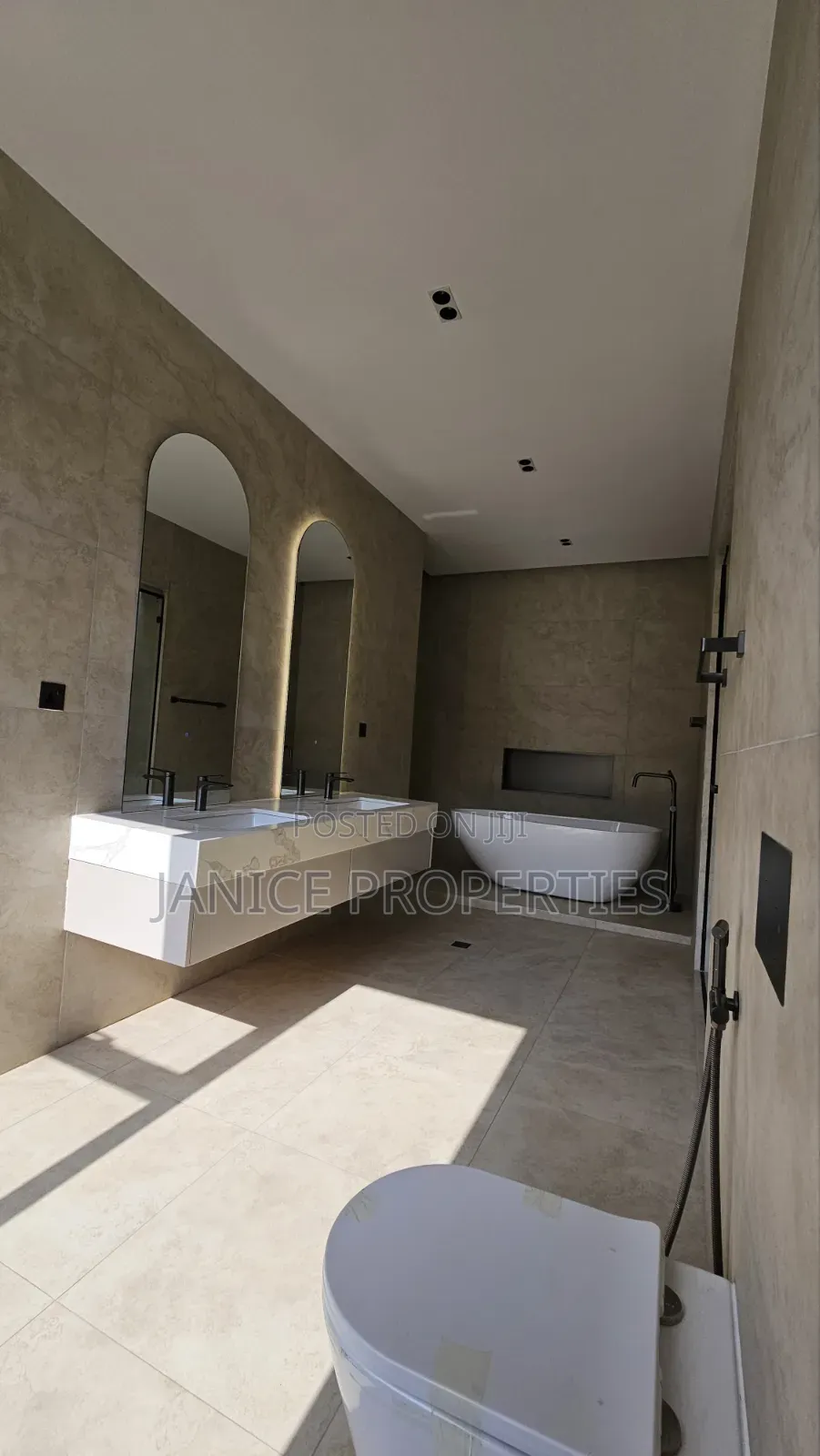 5bdrm Villa in Runda Estate for sale