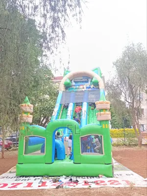 Large Inflatable Bouncing Castle With Slide – Kids’ Fun Events