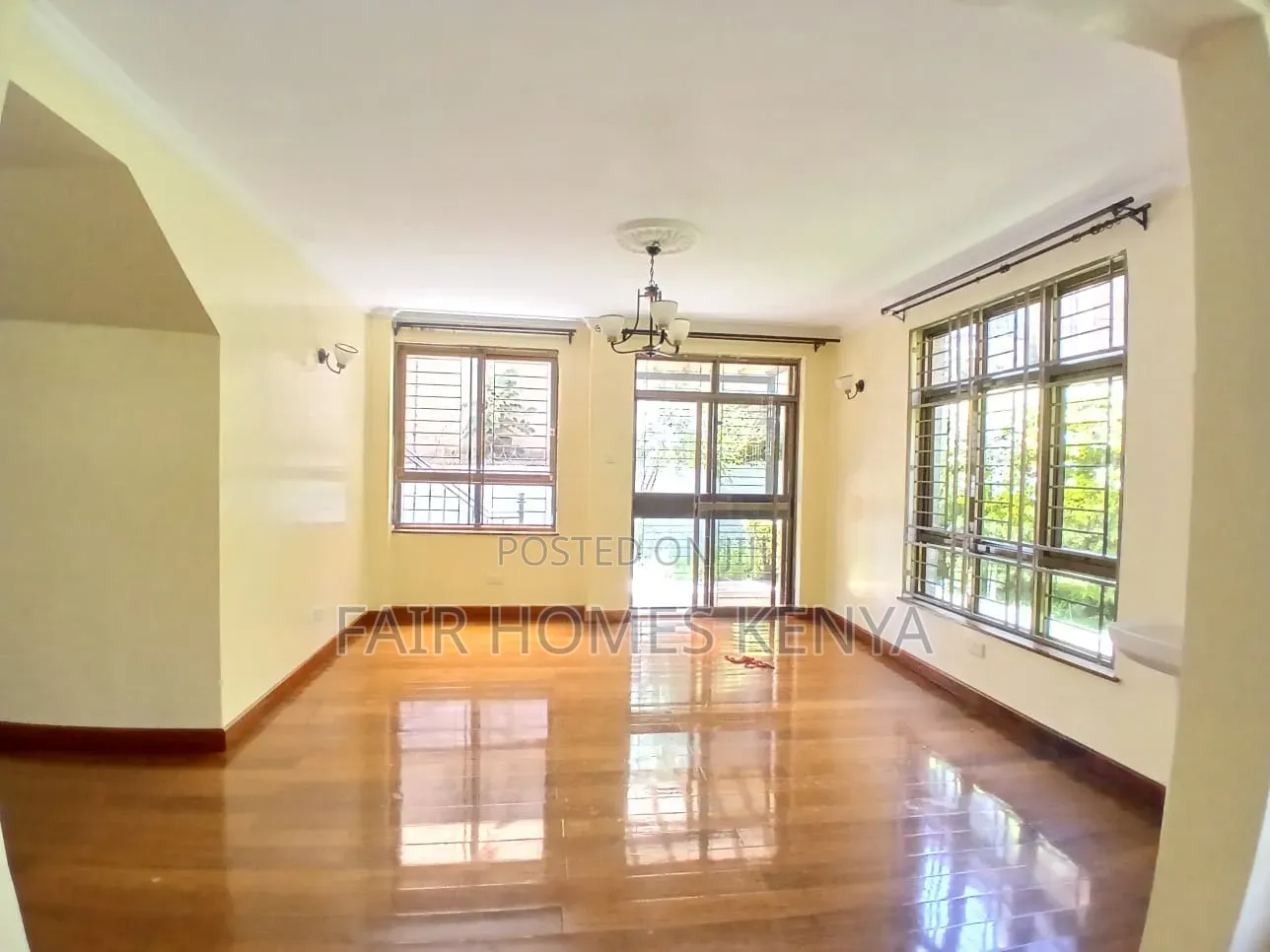 5bdrm Townhouse / Terrace in Amboseli Lane, Maziwa for rent