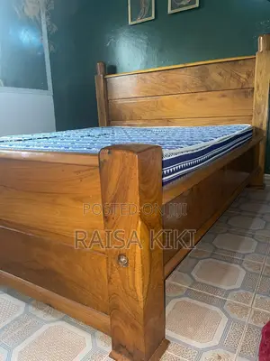 Mahogany Bed 5 by 6