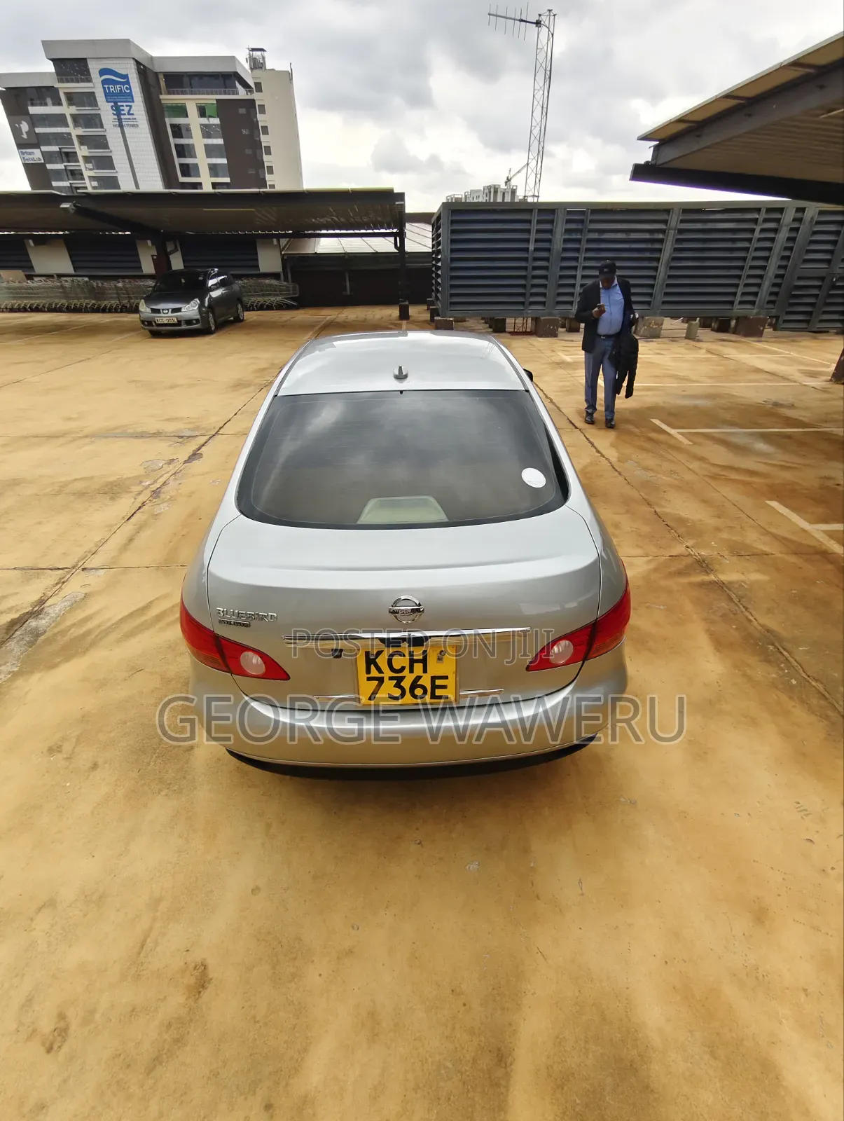 Nissan Bluebird 2009 Blue