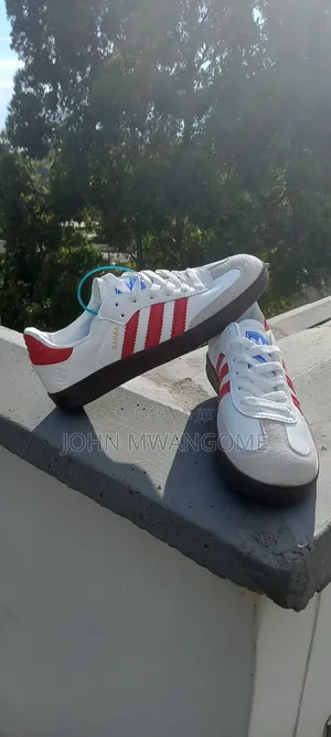 Ladies Sneakers