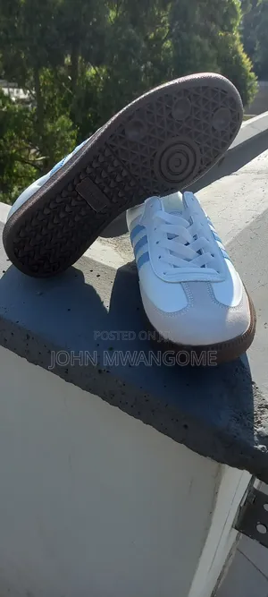 Ladies Sneakers