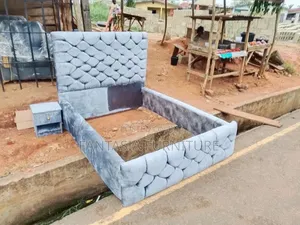 5x6 Grey Bed