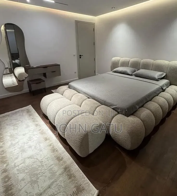 Cream Bubble Bed