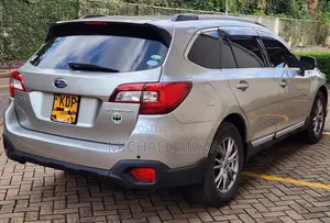 Subaru Outback 2.5i Limited AWD 2018 Gold