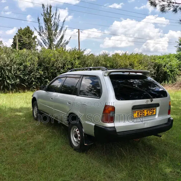 Toyota Corolla Touring G-X 2019 Silver
