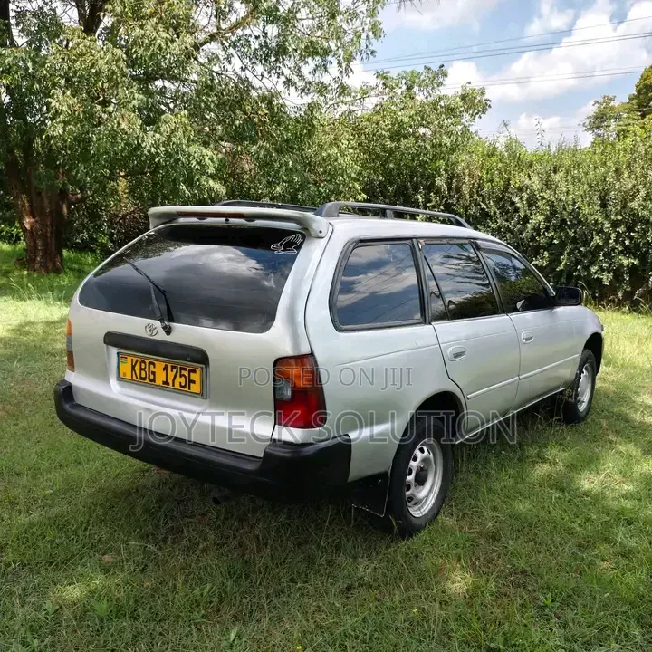 Toyota Corolla Touring G-X 2019 Silver