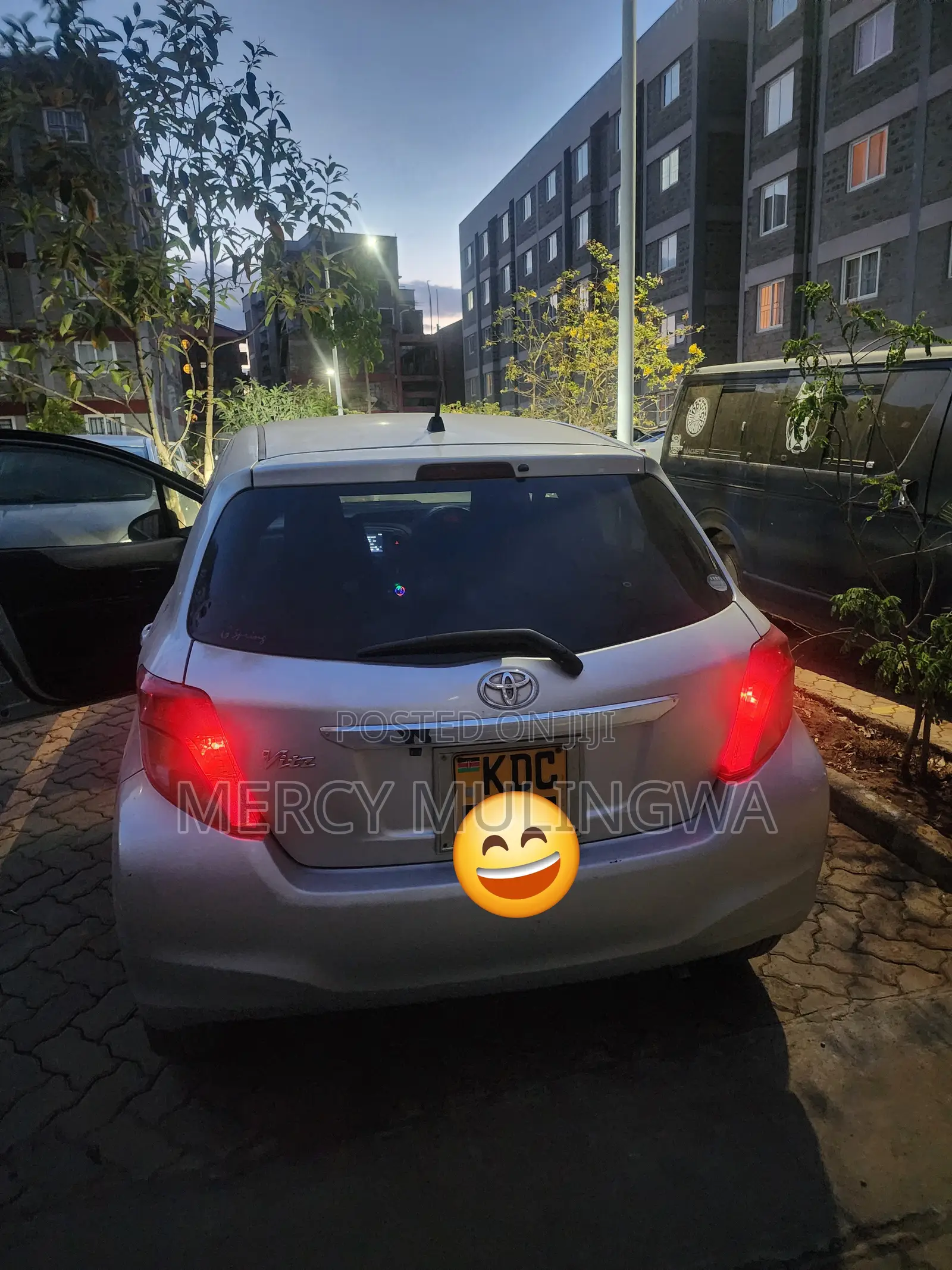 Toyota Vitz 2015 Silver