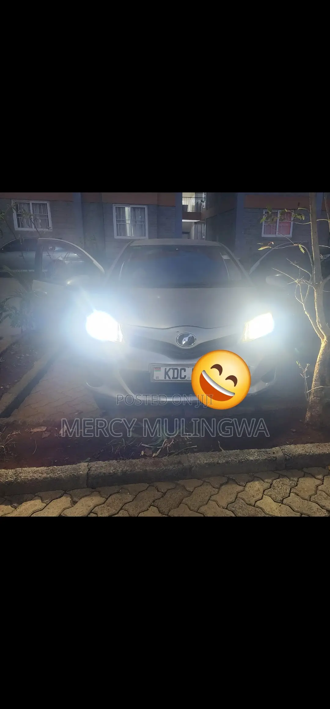 Toyota Vitz 2015 Silver