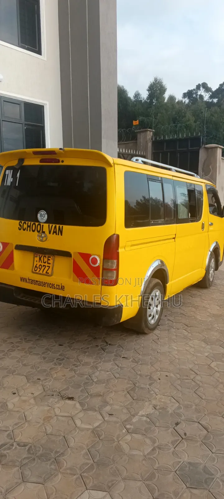 Toyota HiAce 2008 Yellow