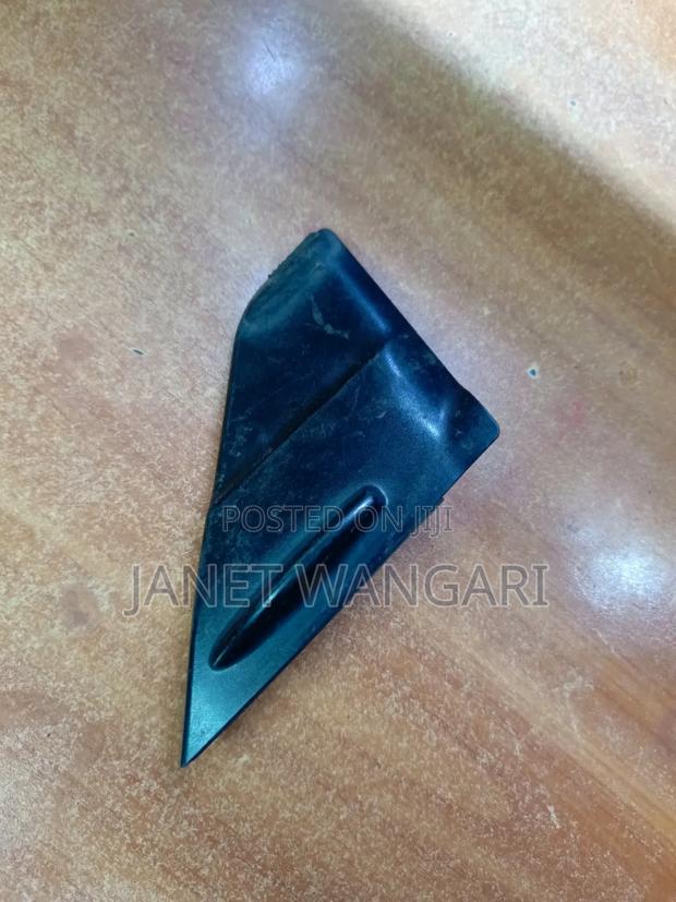 Sidemirror Finisher /Trangle End Fielder Axio 161 - main view