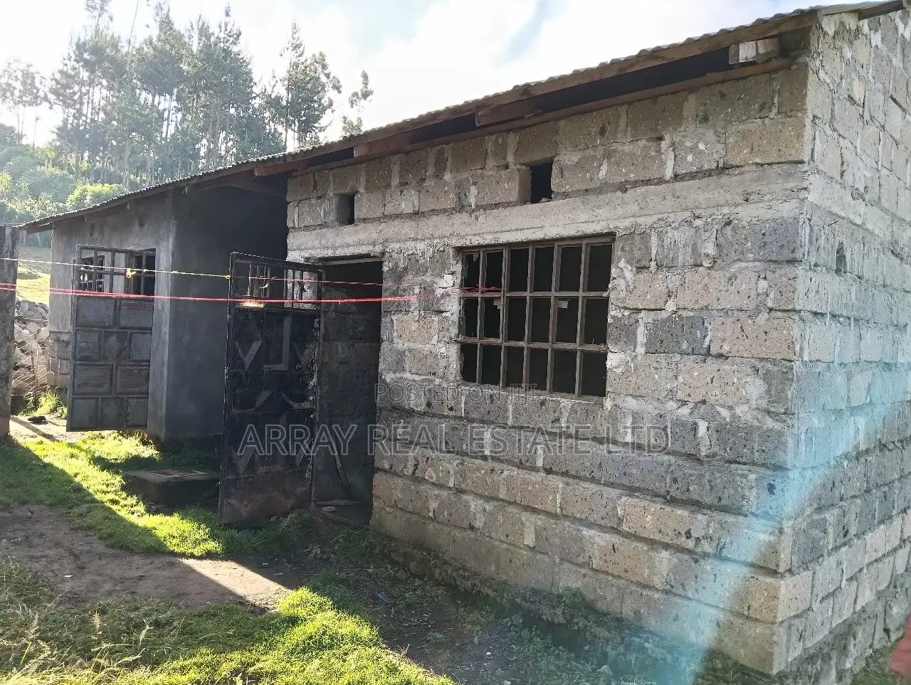 50 X 100 in Kimende