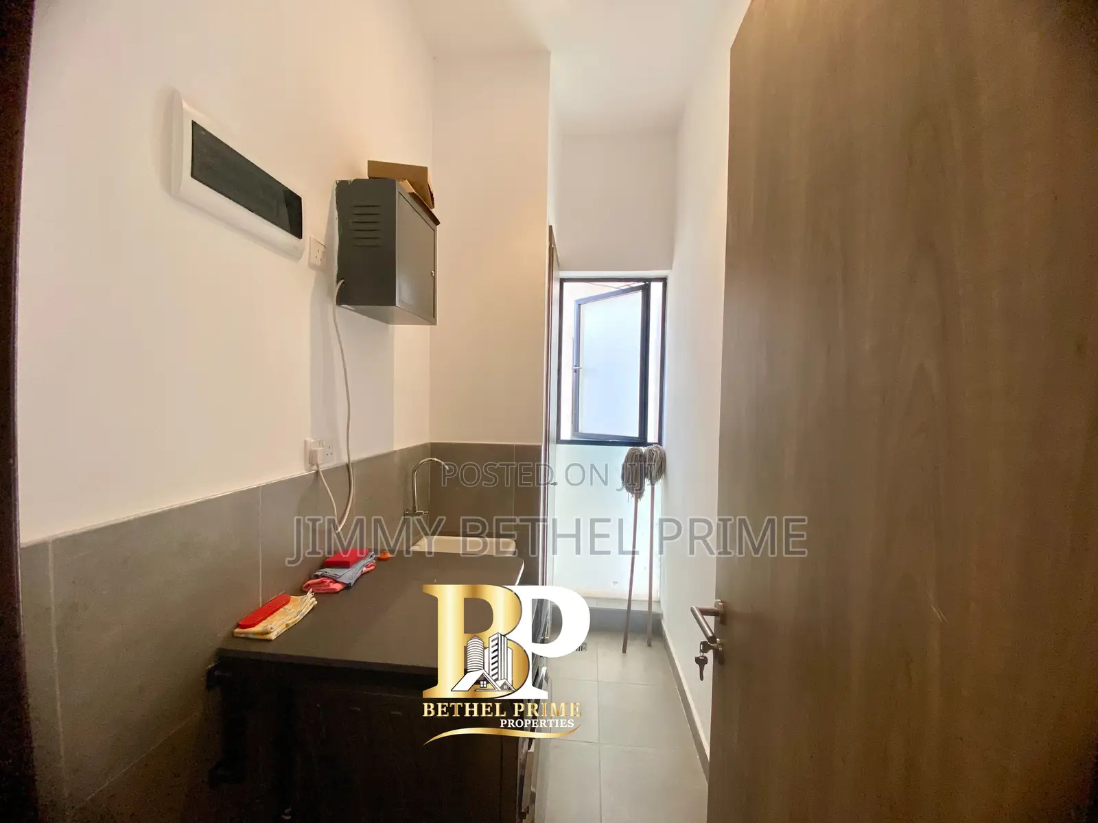 Furnished 2bdrm Apartment in Rosslyn for rent