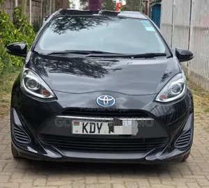 Toyota Aqua 2018 Black
