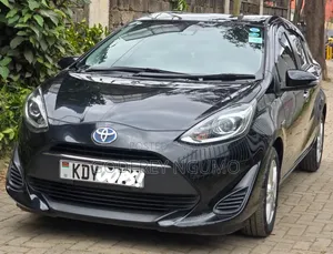 Toyota Aqua 2018 Black