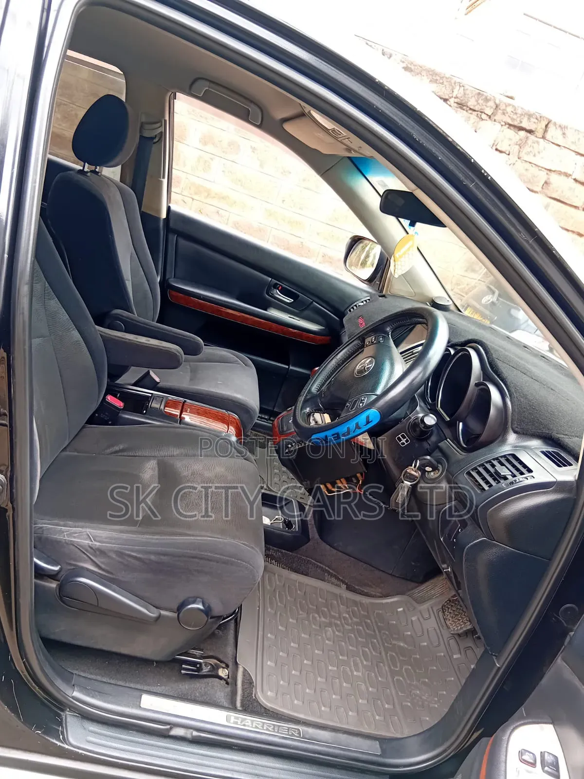 Toyota Harrier 240G 2007 Black