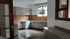 3bdrm Apartment in Kileleshwa for rent
