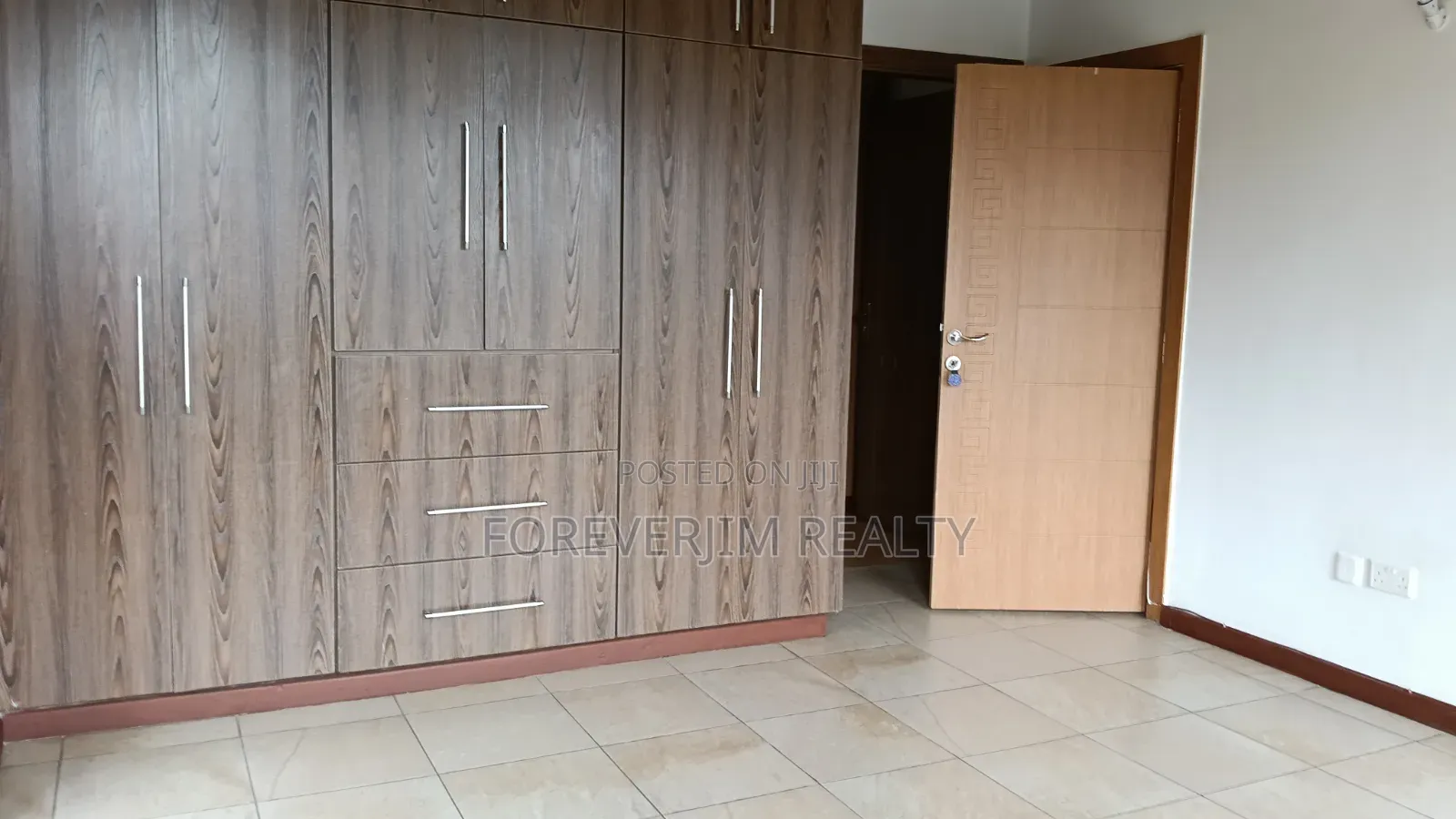 3bdrm Apartment in Kileleshwa for rent