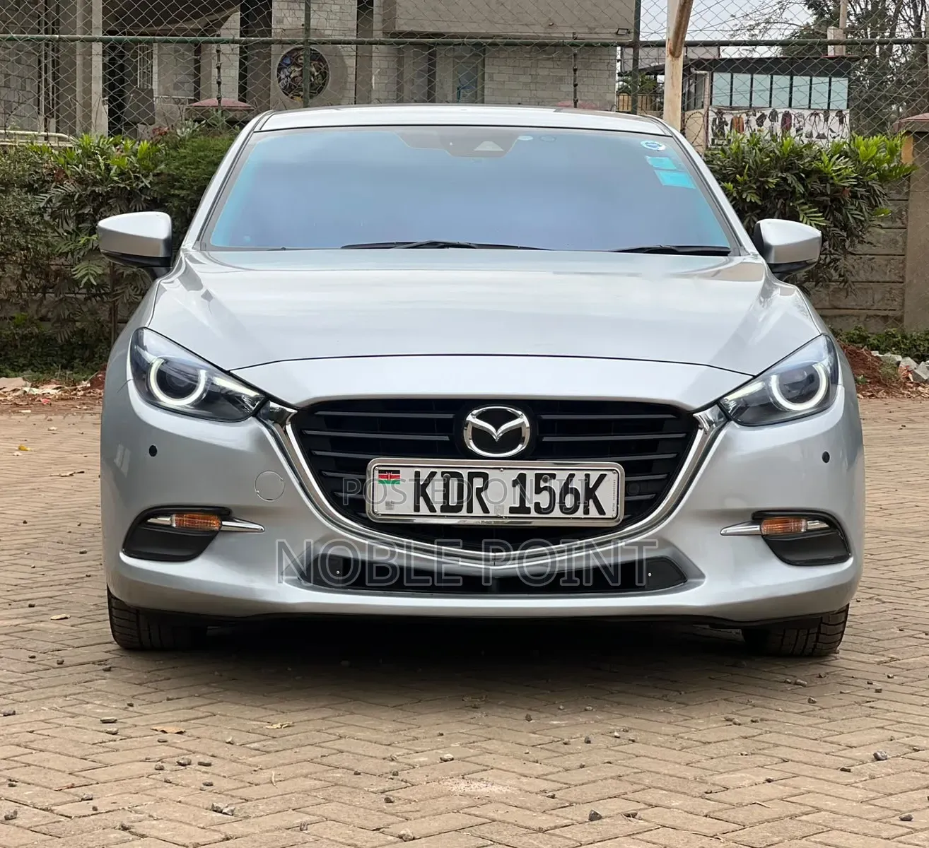Mazda Axela 2018 Silver