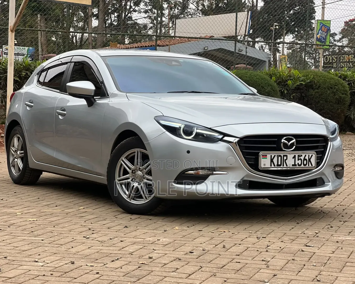 Mazda Axela 2018 Silver