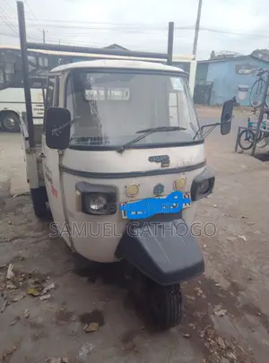 Piaggio Scooter 2018 White