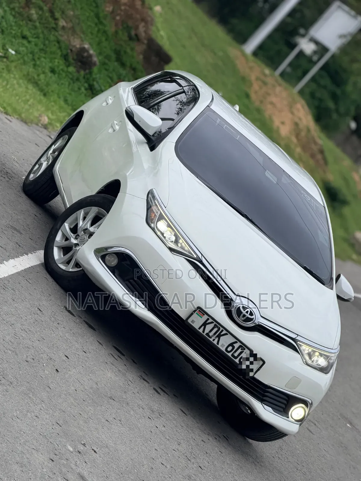 Toyota Auris 2016 White