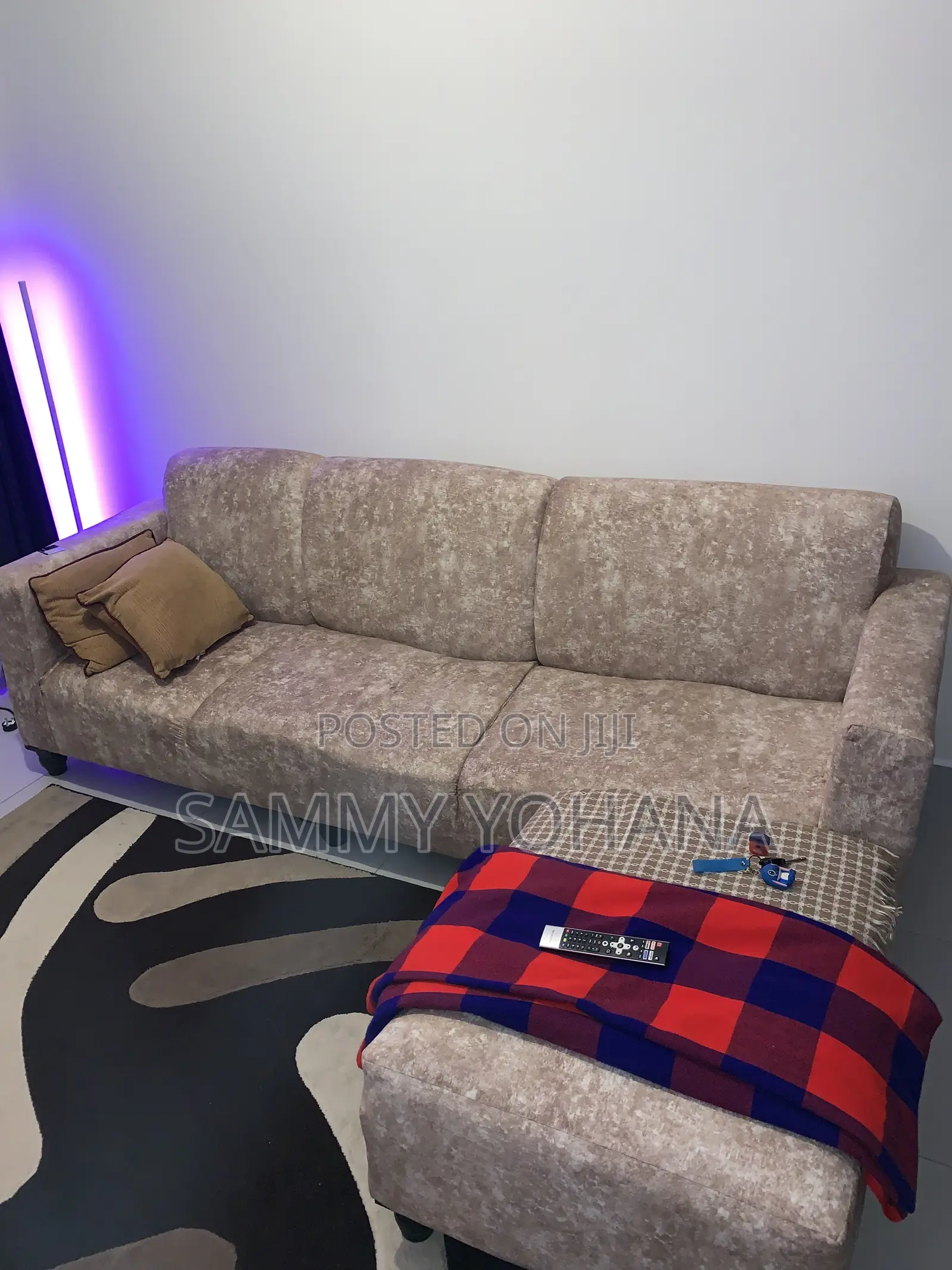 4 Seater Couch