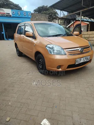 Toyota Raum 1.5 AWD 2008 Orange