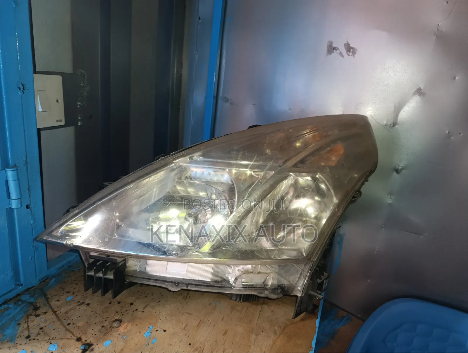 Teana J32 Non-Xenon Headlight