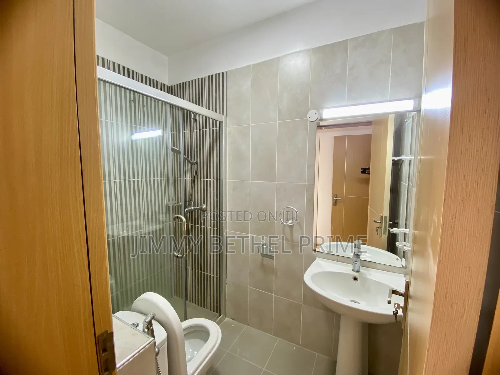 3bdrm Apartment in Raphta Road Area for rent