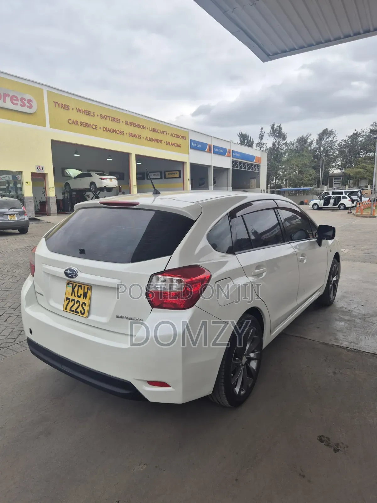 Subaru Impreza 2013 White