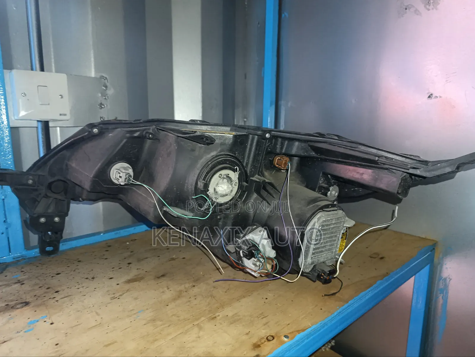 Spade 2012-2015 Xenon Headlight