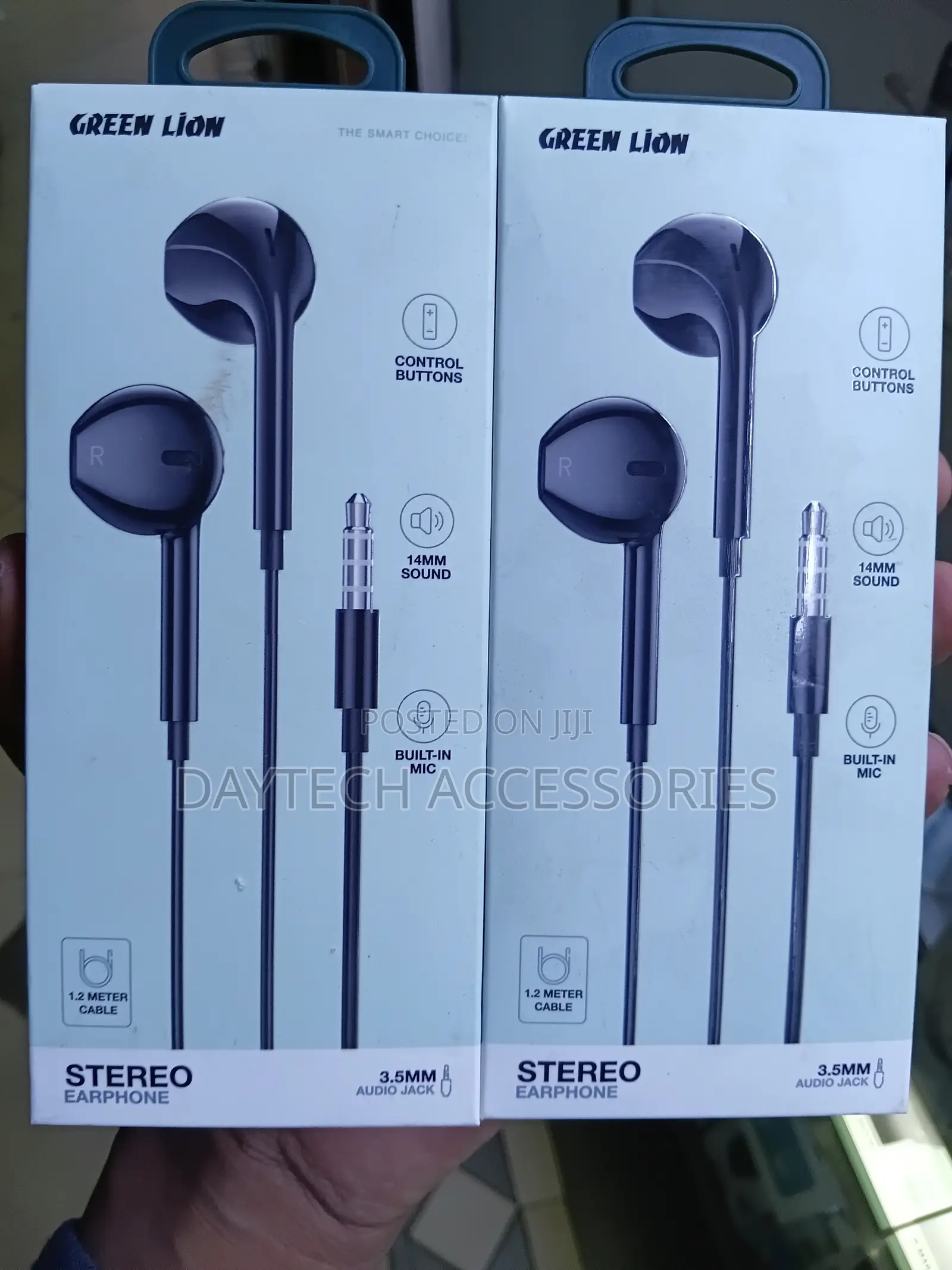 Green Lion 3.5mm Stereo Earphones With Built-in Microphones