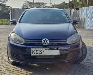 Volkswagen Golf 2011 Blue